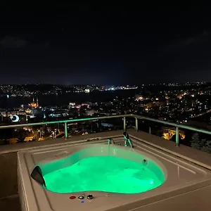 Class Bosphorus With Jacuzzi Отель